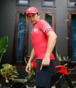 BIB SHORT PLUS KANTONG