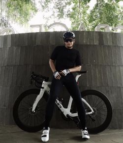 BOB (BLACK ON BLACK) SOLID BASIC SXB TYPE SULTAN JERSEY ROAD BIKE