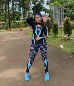 SXB COOL WRITING LONGSLEEVE AND LEGGING