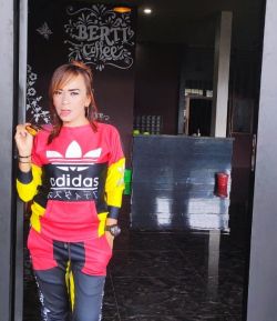 SXB ESSENTIAL POPOVER SWEATSHIRT AND JOGGER