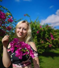 SXB FLOWER PRINT LETTER SHORT SLEEVE AND SHORT