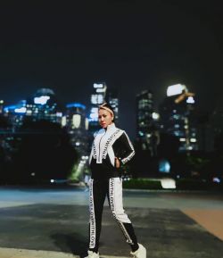 SXB FLURRY LOVELY BLACK WHITE JACKET AND JOGGER