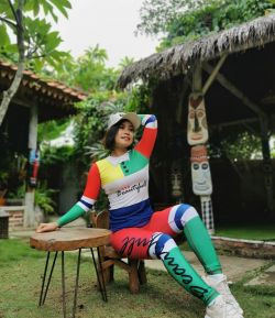 SXB SPORT COLOUR CLOTHES LONG SLEEVE AND LEGGING COMPRESSION