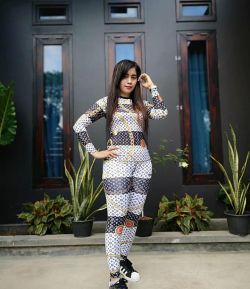 SXB SPORT LATES LV LONG SLEEVE AND LEGGING