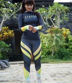 SXB STRYDA CHARBON LONG SLEEVE HOODIE AND LEGGING COMORESSION
