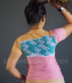 SXB TORN COLOUR SHORT SLEEVE AND LEGGING