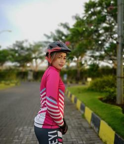 SXB WOMENS BIKE JERSEY TELEYI CYCLING TEAM